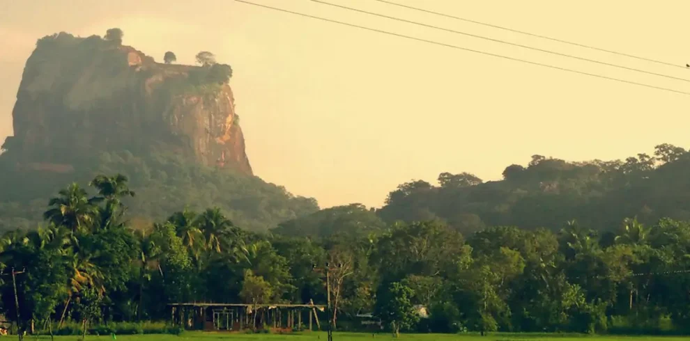 sigirya - ceylontrailer com- travel in srilanka