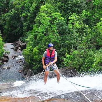 waterfall tracking srilanka